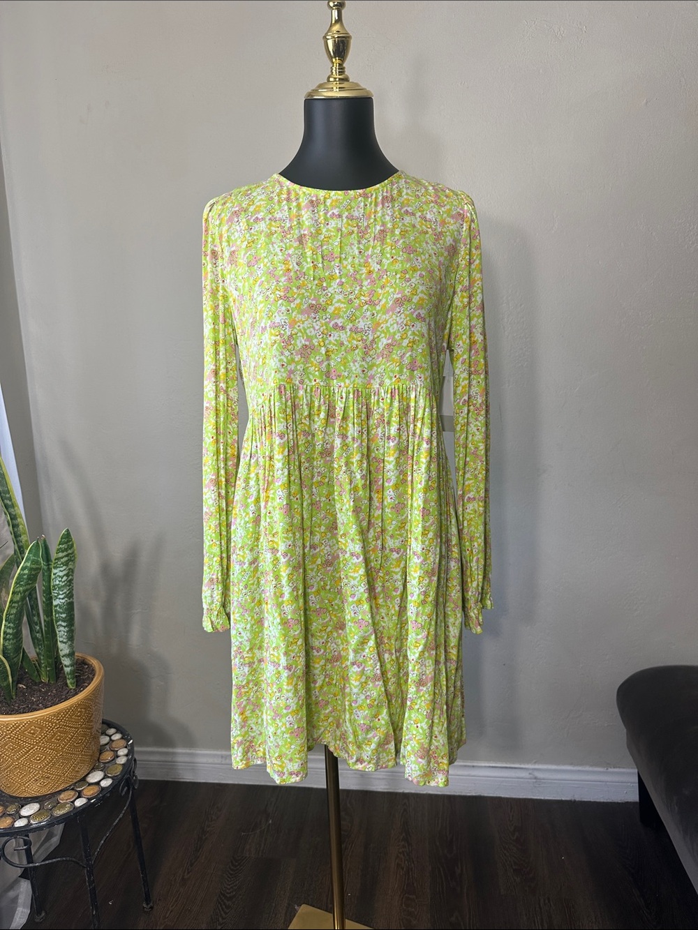 Long-Sleeve Floral Smock Dress in Lime Green